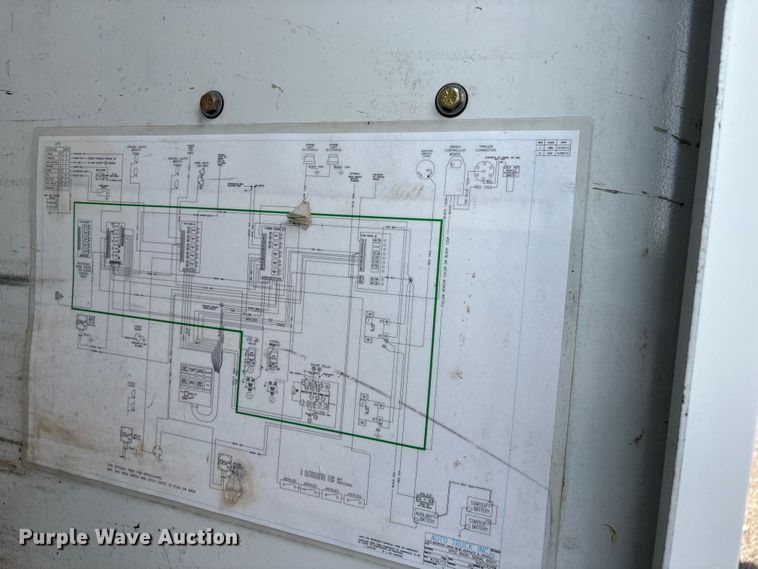 image for item EG8996 2013 Freightliner 114SD crane truck