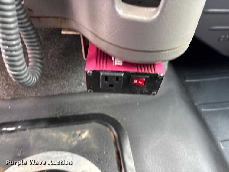 image for item EG8996 2013 Freightliner 114SD crane truck