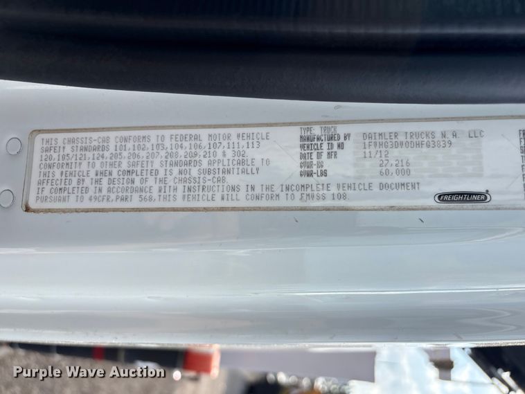 image for item EG8996 2013 Freightliner 114SD crane truck