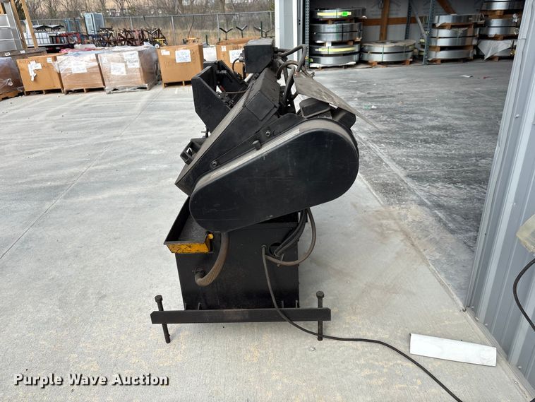image for item EI5785 Dayton 4YG31 bandsaw