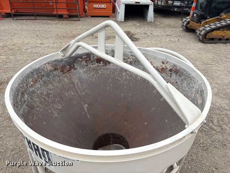 image for item EI5787 Gar-Bro 427-R crane concrete bucket