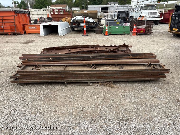 image for item EI5790 Building materials