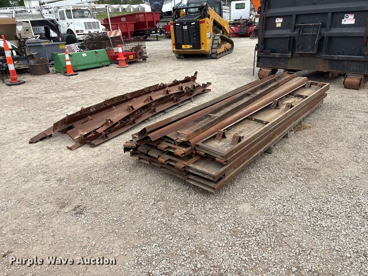 image for item EI5790 Building materials