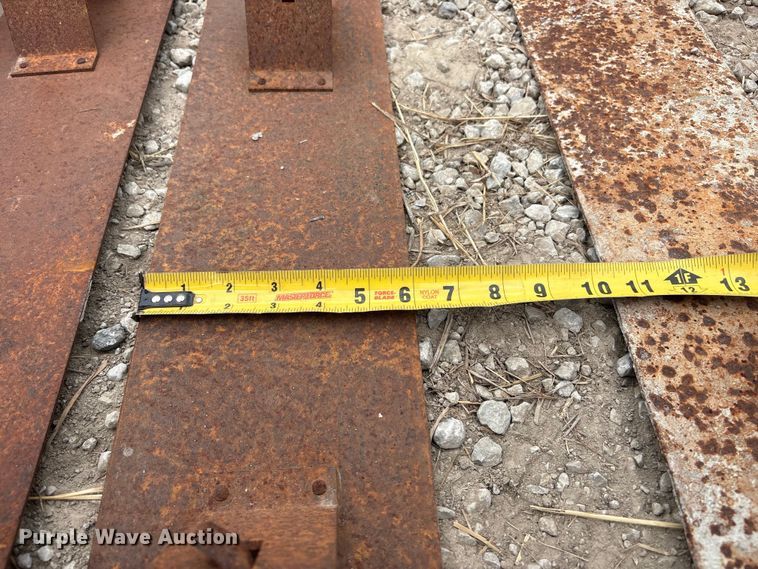 image for item EI5790 Building materials