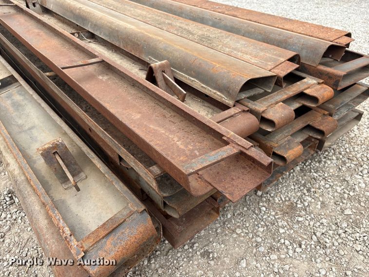 image for item EI5790 Building materials