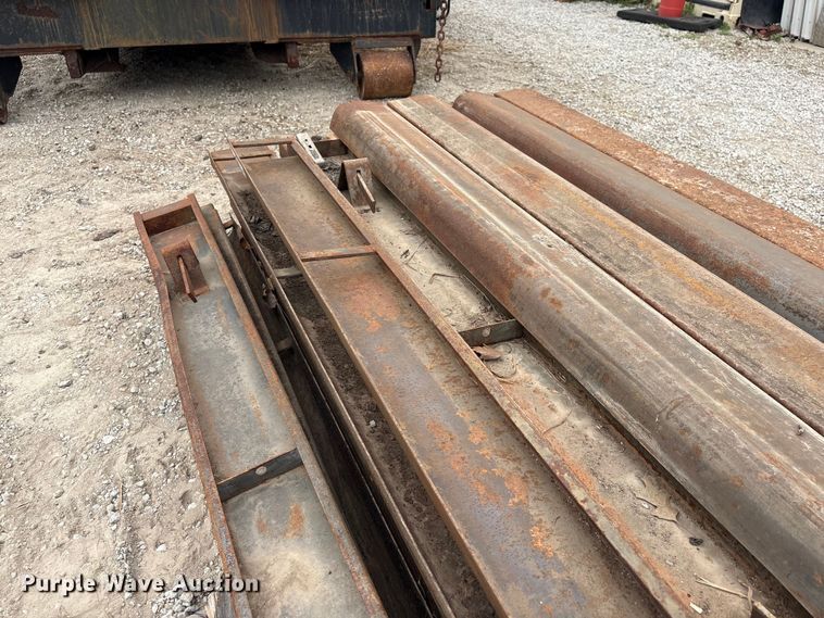 image for item EI5790 Building materials