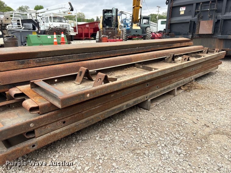 image for item EI5790 Building materials