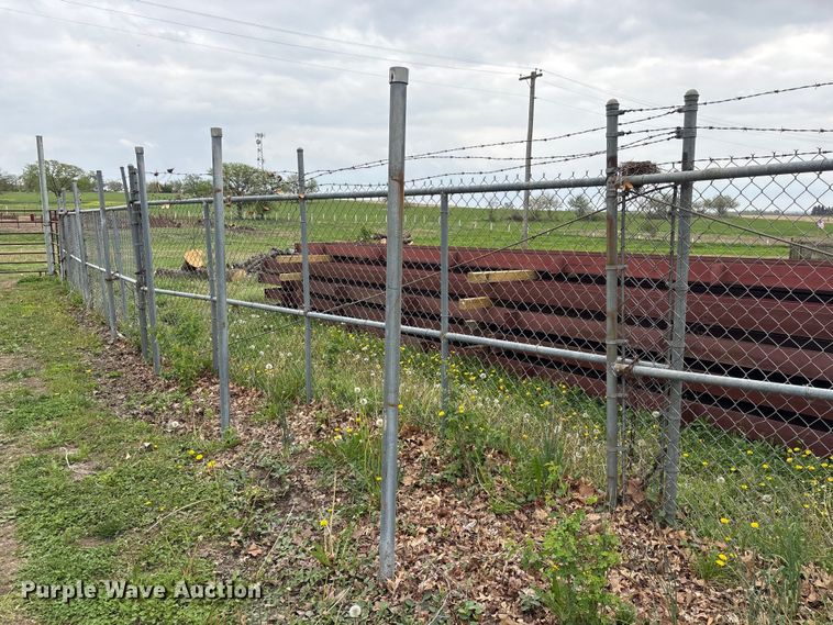 image for item EI5793 (4) fence panels