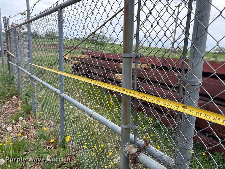 image for item EI5793 (4) fence panels
