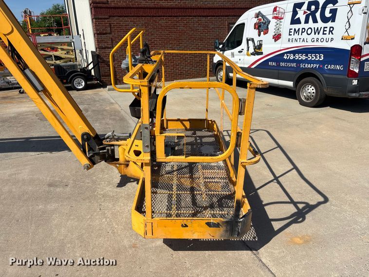 image for item EM8612 2015 Haulotte HA130RTJPRO boom lift