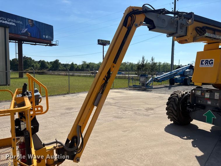 image for item EM8612 2015 Haulotte HA130RTJPRO boom lift