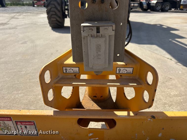 image for item EM8612 2015 Haulotte HA130RTJPRO boom lift