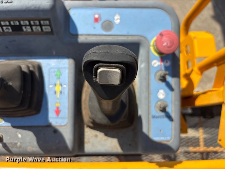 image for item EM8612 2015 Haulotte HA130RTJPRO boom lift