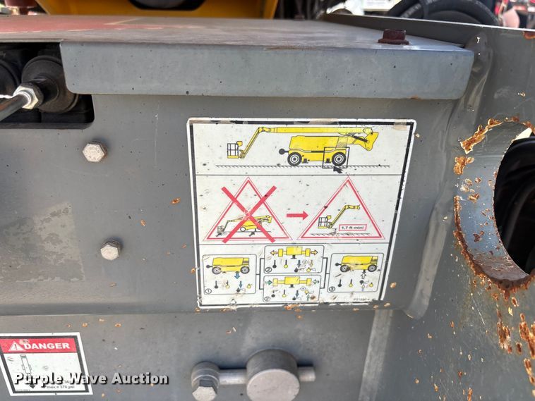 image for item EM8612 2015 Haulotte HA130RTJPRO boom lift