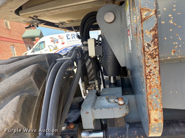 image for item EM8612 2015 Haulotte HA130RTJPRO boom lift