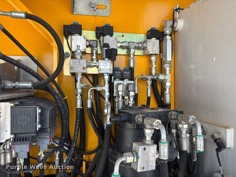 image for item EM8612 2015 Haulotte HA130RTJPRO boom lift