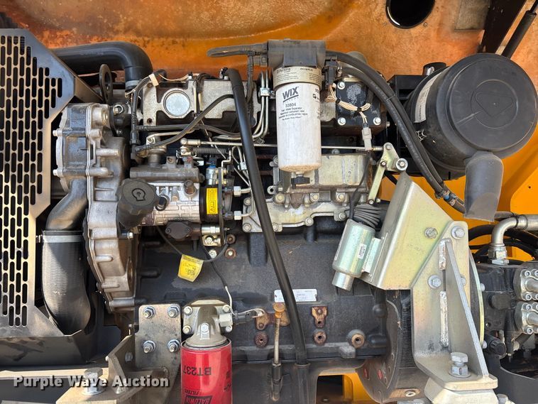 image for item EM8612 2015 Haulotte HA130RTJPRO boom lift