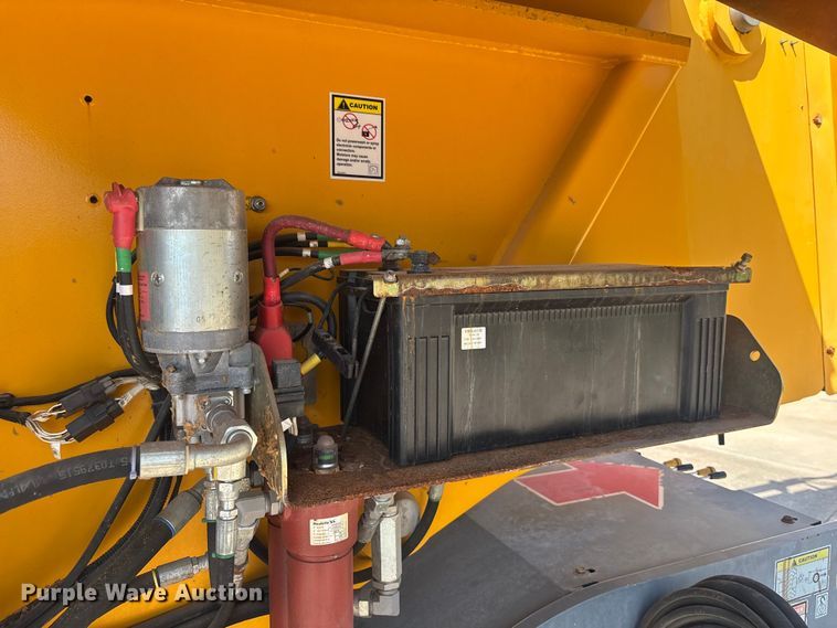 image for item EM8612 2015 Haulotte HA130RTJPRO boom lift