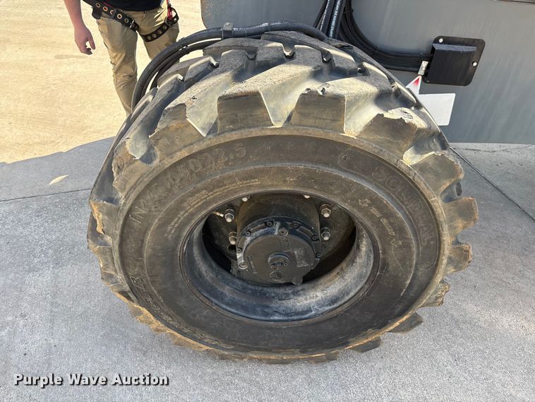 image for item EM8612 2015 Haulotte HA130RTJPRO boom lift