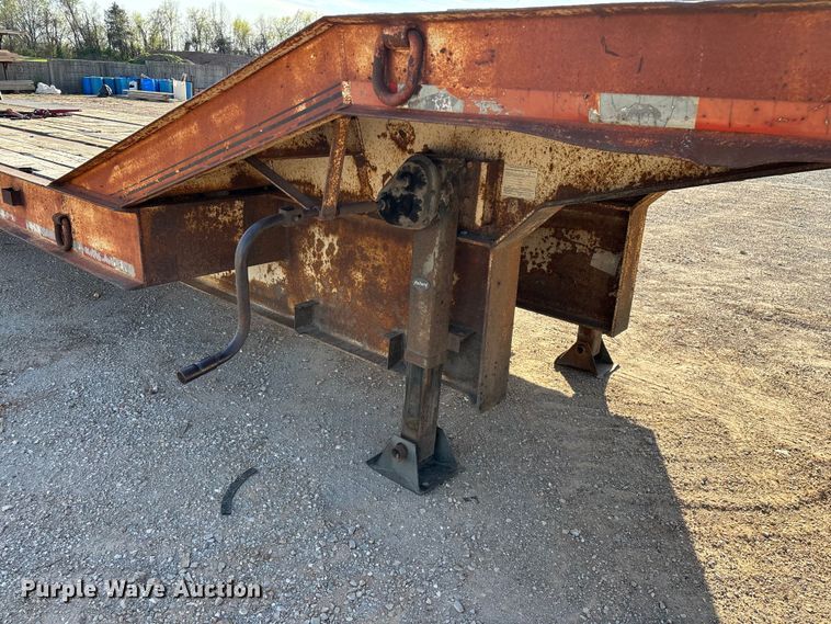 image for item EO4177 1996 Trailboss drop deck equipment trailer