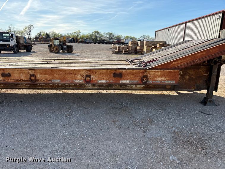 image for item EO4177 1996 Trailboss drop deck equipment trailer
