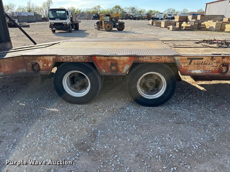 image for item EO4177 1996 Trailboss drop deck equipment trailer