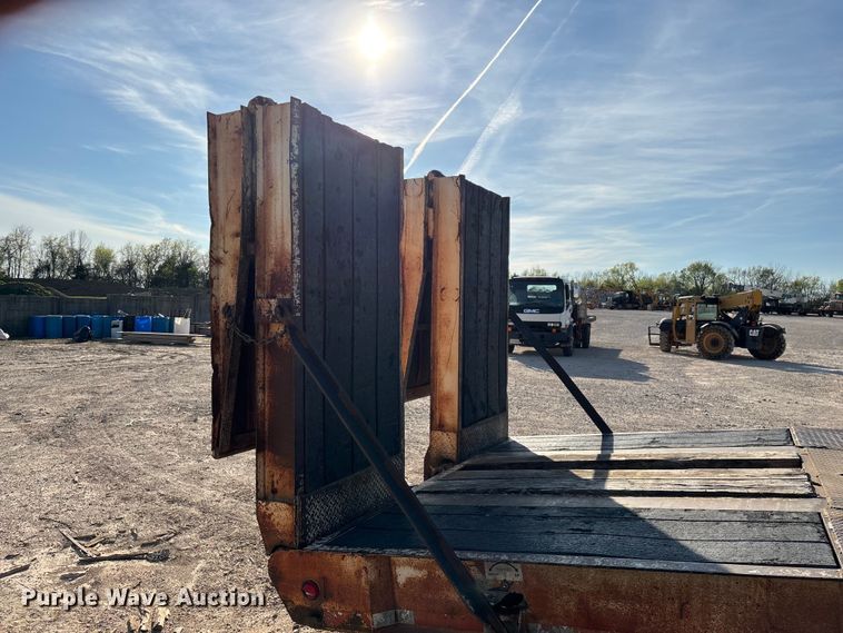 image for item EO4177 1996 Trailboss drop deck equipment trailer