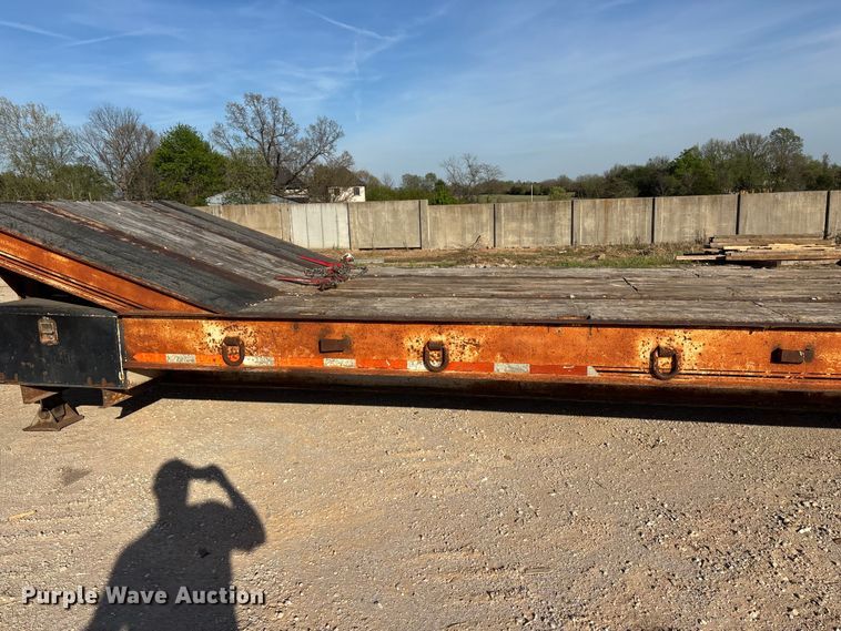 image for item EO4177 1996 Trailboss drop deck equipment trailer