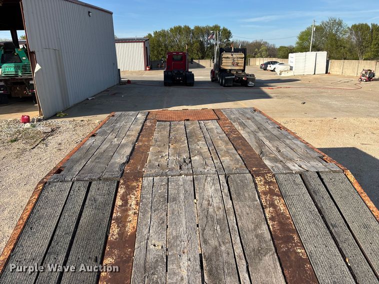 image for item EO4177 1996 Trailboss drop deck equipment trailer