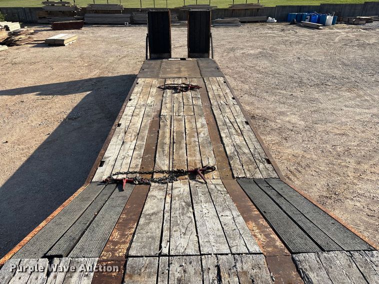 image for item EO4177 1996 Trailboss drop deck equipment trailer