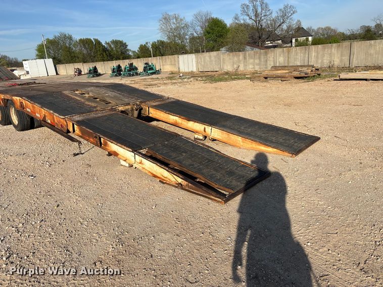 image for item EO4177 1996 Trailboss drop deck equipment trailer