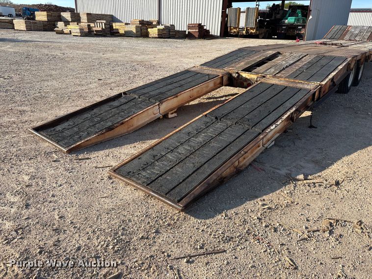 image for item EO4177 1996 Trailboss drop deck equipment trailer