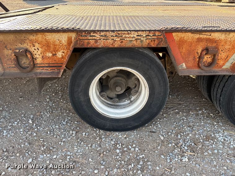 image for item EO4177 1996 Trailboss drop deck equipment trailer