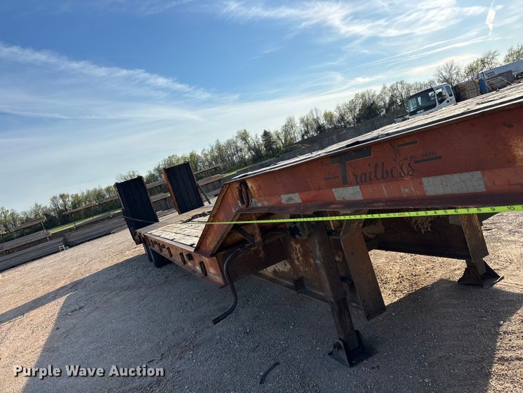 image for item EO4177 1996 Trailboss drop deck equipment trailer