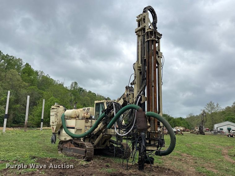 image for item EO4180 2001 Ingersoll Rand CM695D drilling rig