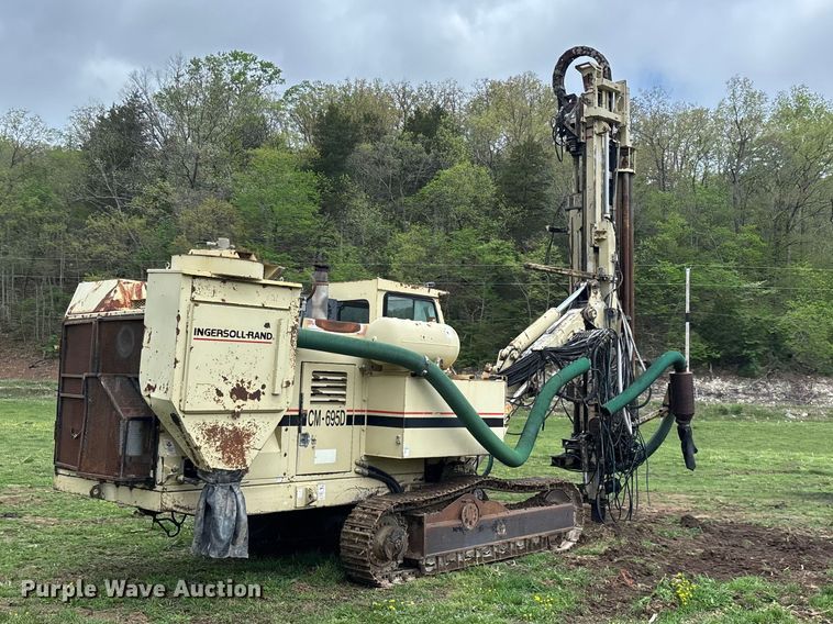 image for item EO4180 2001 Ingersoll Rand CM695D drilling rig