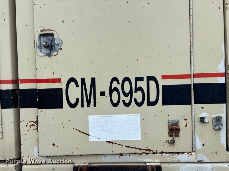 image for item EO4180 2001 Ingersoll Rand CM695D drilling rig