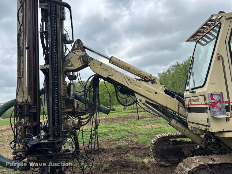 image for item EO4180 2001 Ingersoll Rand CM695D drilling rig