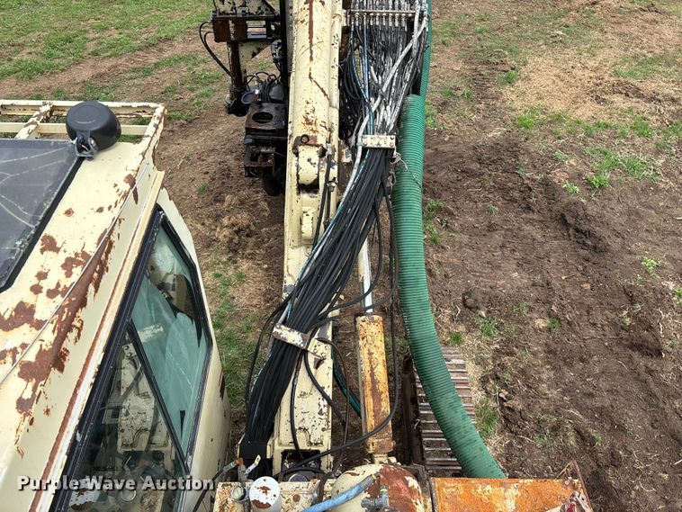 image for item EO4180 2001 Ingersoll Rand CM695D drilling rig