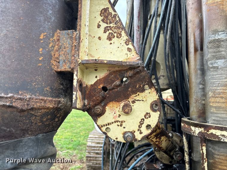 image for item EO4180 2001 Ingersoll Rand CM695D drilling rig