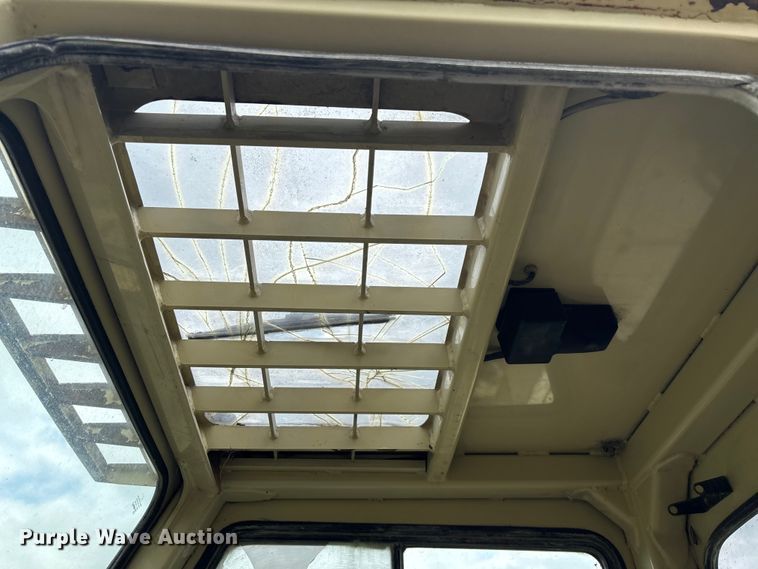 image for item EO4180 2001 Ingersoll Rand CM695D drilling rig