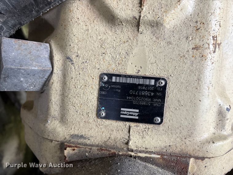 image for item EO4180 2001 Ingersoll Rand CM695D drilling rig