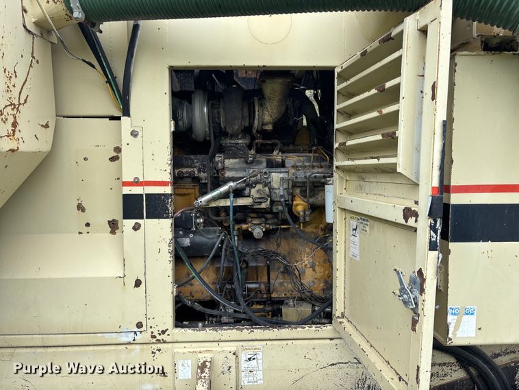 image for item EO4180 2001 Ingersoll Rand CM695D drilling rig