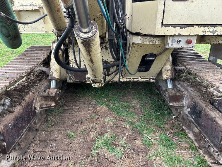 image for item EO4180 2001 Ingersoll Rand CM695D drilling rig