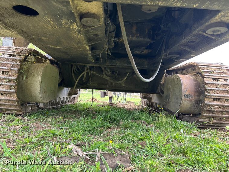 image for item EO4180 2001 Ingersoll Rand CM695D drilling rig