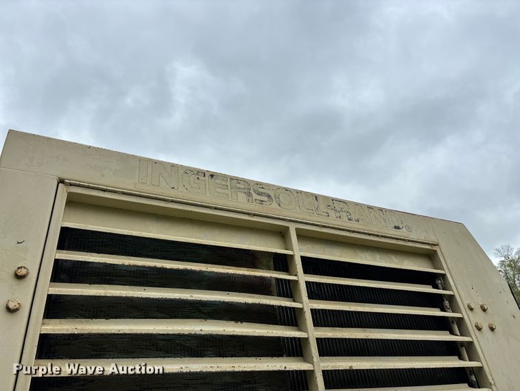 image for item EO4181 1997 Ingersoll Rand ECM690 drilling Rig