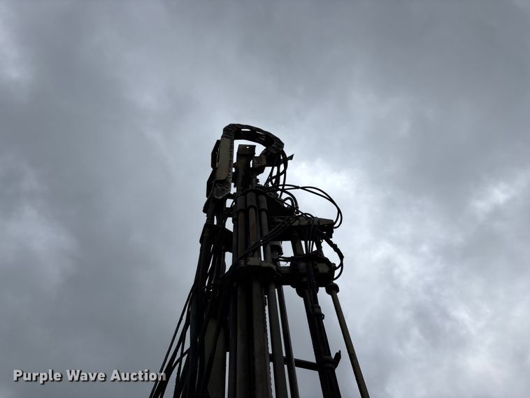 image for item EO4181 1997 Ingersoll Rand ECM690 drilling Rig