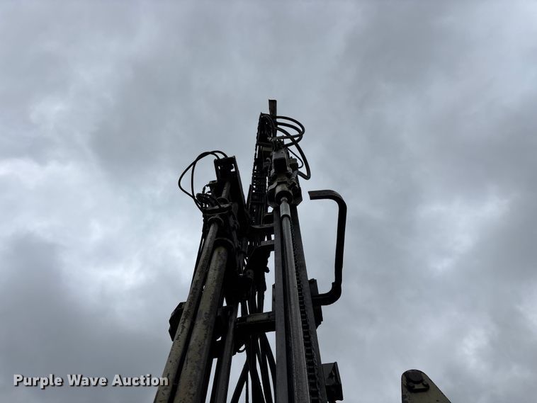 image for item EO4181 1997 Ingersoll Rand ECM690 drilling Rig