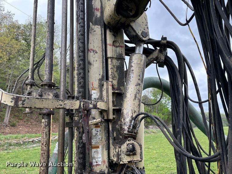 image for item EO4181 1997 Ingersoll Rand ECM690 drilling Rig