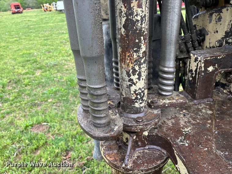 image for item EO4181 1997 Ingersoll Rand ECM690 drilling Rig